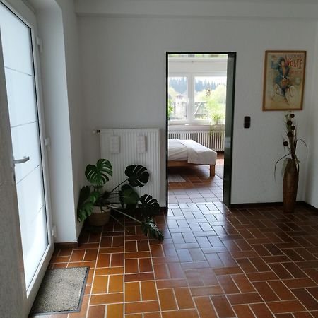 Moderne Ferienwohnung Mit Privatem Eingang - Rosa Kalletal Exterior foto